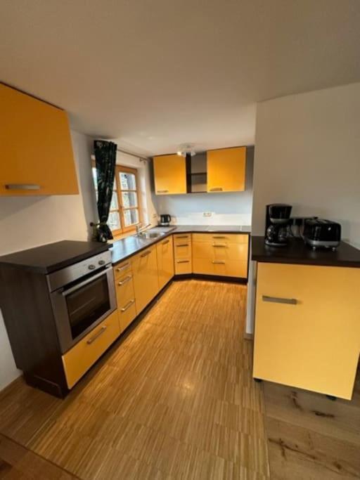 Charmante Farbenfrohe Wohnung Fuer Zwei Fischbachau Dış mekan fotoğraf